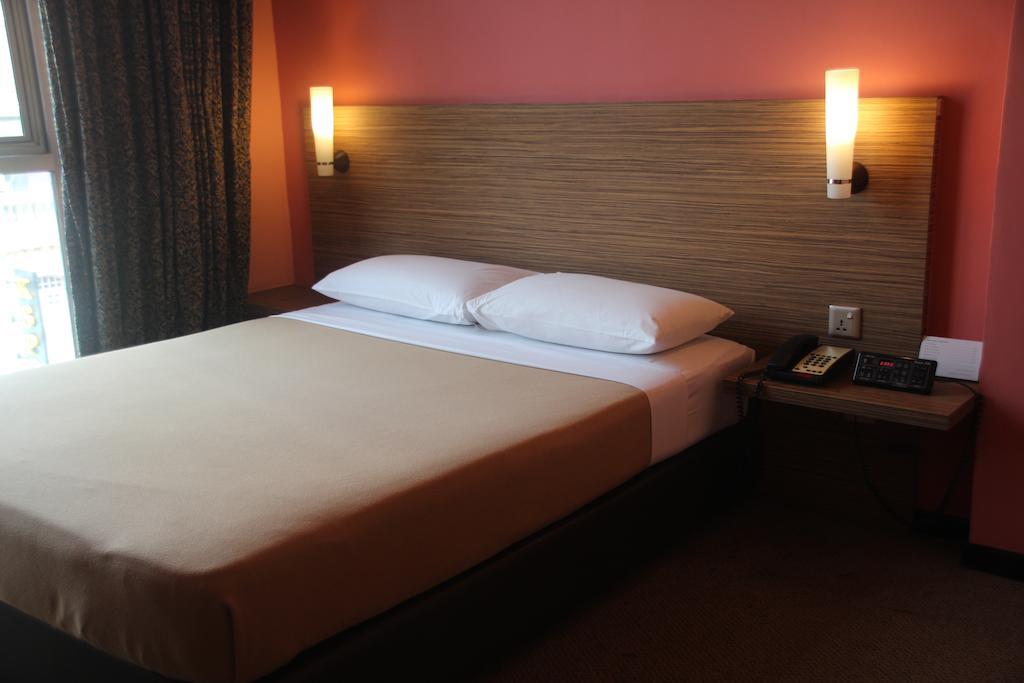 Classique Hotel Singapore Room photo
